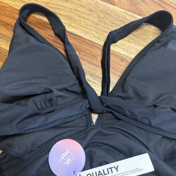 NEW Cupshe Black One Piece Swimsuit - Size M - Picture 4 of 4